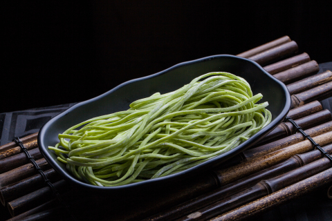 纯手工菠菜鲜面条