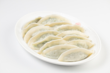 手工韭菜水饺