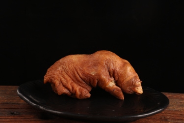 家常熟食卤猪蹄