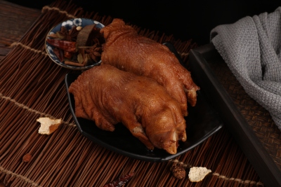 家常美食卤猪蹄
