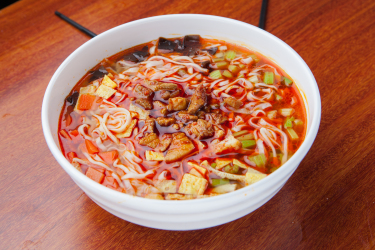 家常香辣肉丁面