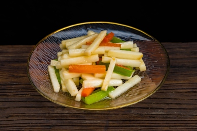 地方特色爽口凉拌水萝卜