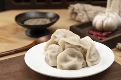 冬至手工包制水饺