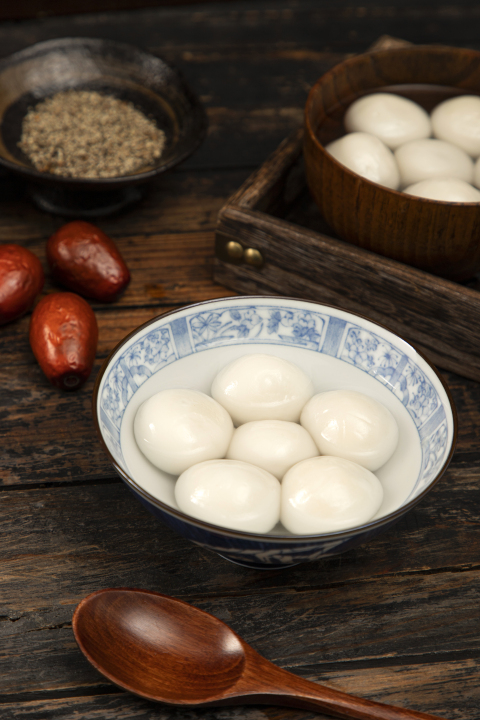 元宵节经典食物汤圆版权图片下载