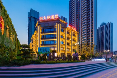远景城市高档小区实拍图