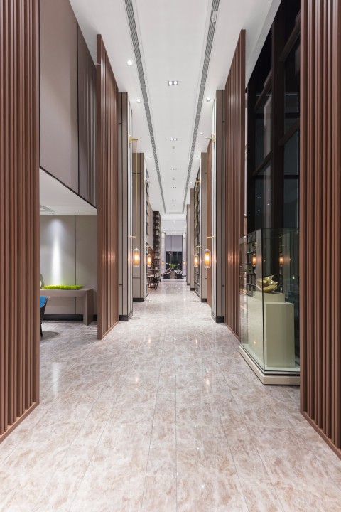 中式实木展示区高清图版权图片下载