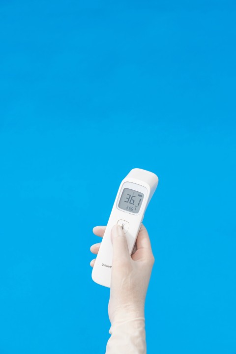 36.1度测温仪近景实拍图版权图片下载
