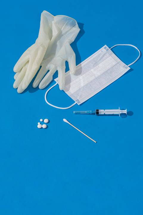 蓝色医用手套防疫用品高清图版权图片下载