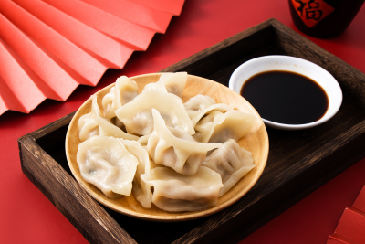 木质托盘过年饺子实拍图
