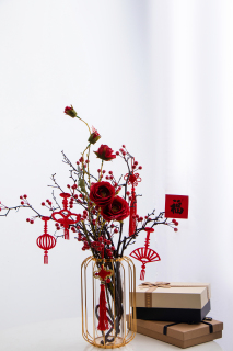 新春花瓶鲜花装饰高清图