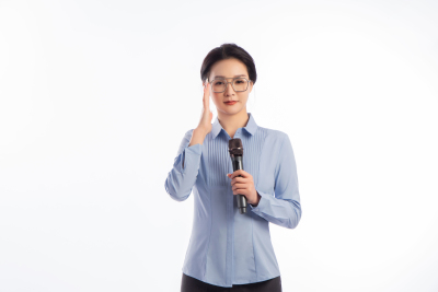 主持会议的女白领高清图