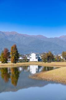 唯美风景蓝天河流景色高清图