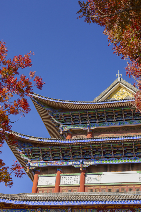 古风阁楼雕梁画栋景色高清图版权图片下载
