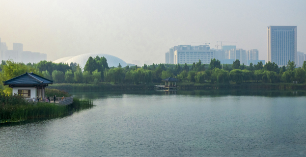 湖边凉亭户外风景高清图