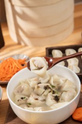 民间传统面食馄饨实拍图