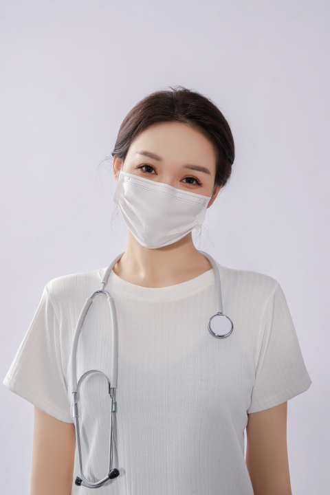 医护人员听诊器口罩实拍图版权图片下载