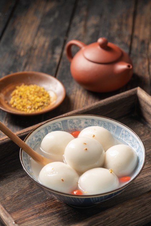美味的桂花汤圆实拍图版权图片下载
