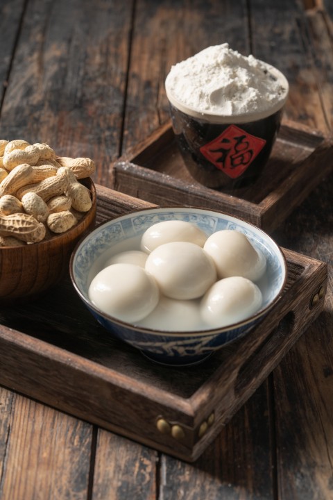 一碗香甜软糯的汤圆高清图版权图片下载