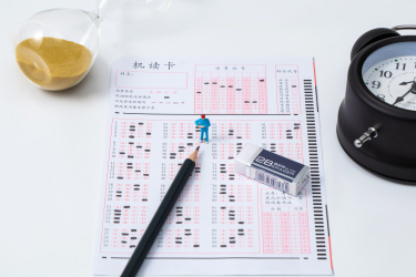 理综答题卡2B铅笔近景实拍图