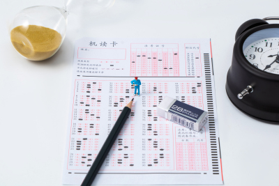 理综答题卡2B铅笔近景实拍图