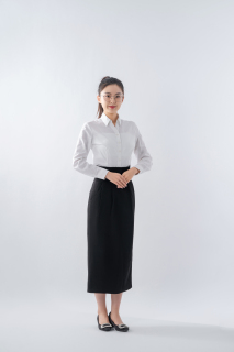 年轻女老师远景高清图