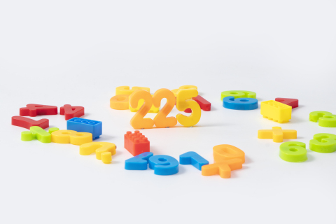彩色积木数字225高清图