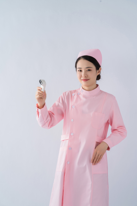 无私奉献护士实拍图版权图片下载