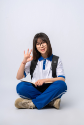 坐姿比OK的女学生高清图
