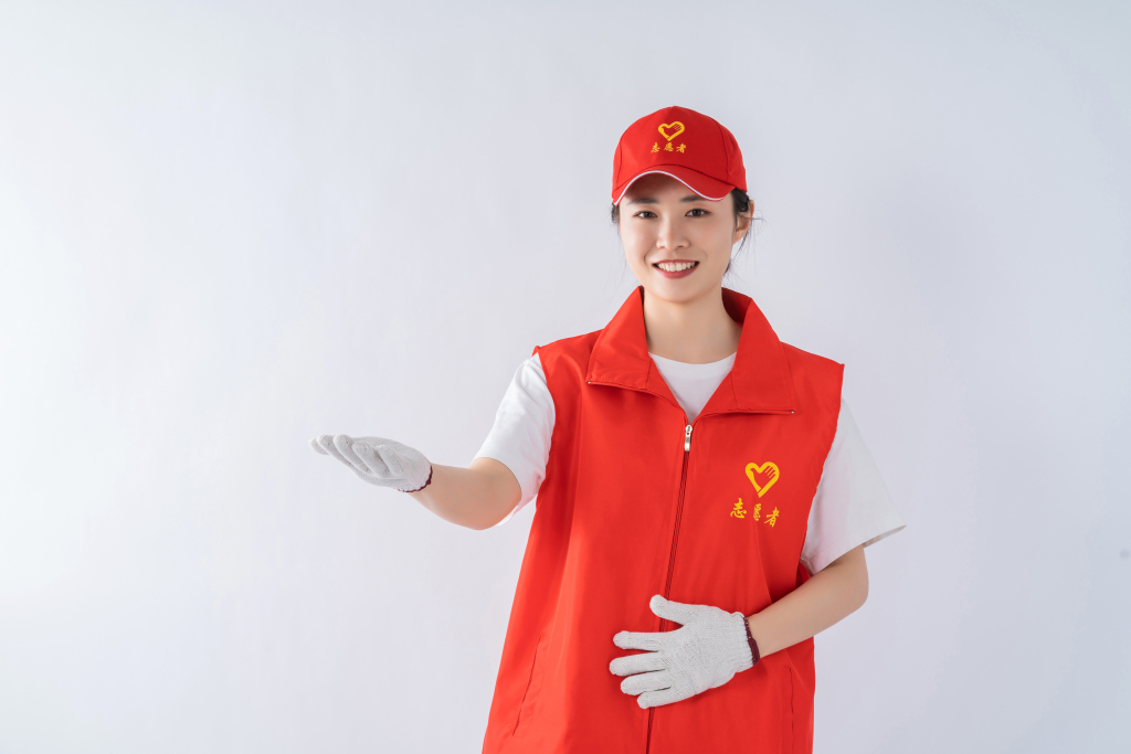 幸福笑容的志愿者实拍图版权图片下载
