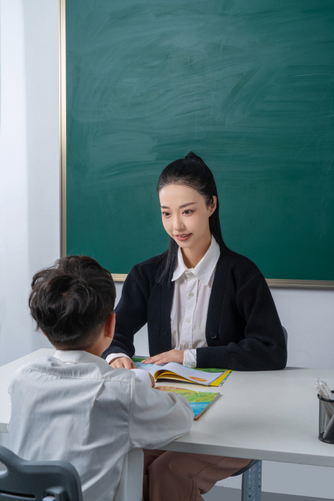 一对一课外辅导高清图版权图片下载