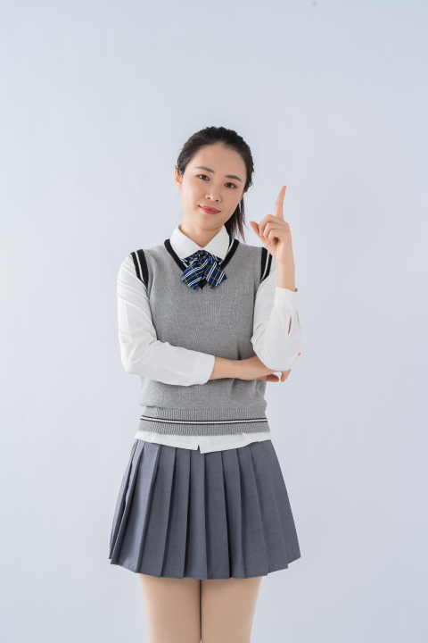 精灵古怪的女生高清图版权图片下载