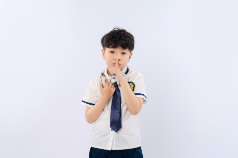 大气可爱的小男孩高清图
