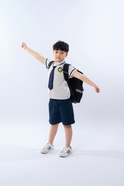 可爱中国小学生高清图版权图片下载