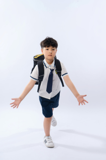 儿童创意个人写真豪情图