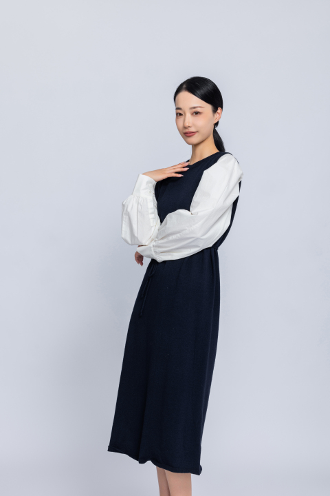 女性教育工作者高清图版权图片下载