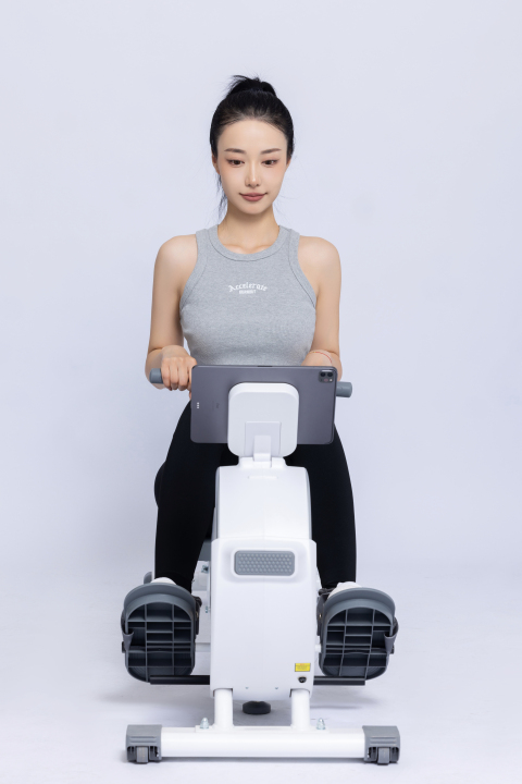 健身女性实拍图版权图片下载
