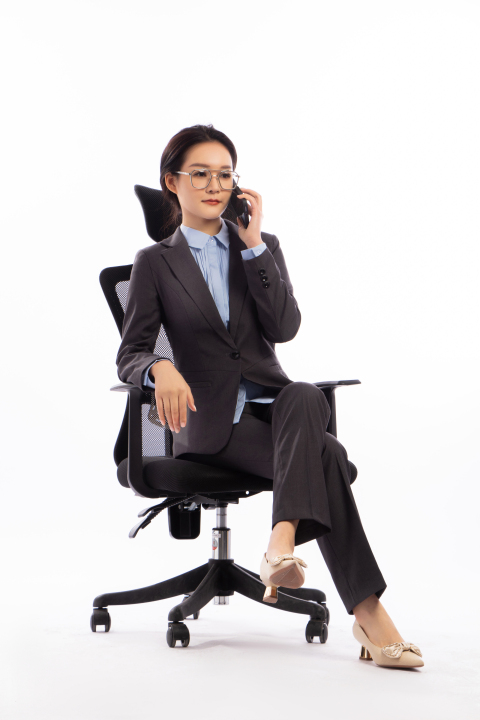 自信精英女性版权图片下载