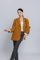 高雅美丽的女教师高清图