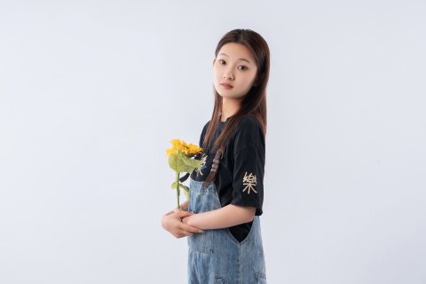 向日葵女孩摄影图