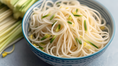 漂亮营养蔬菜面条摄影图